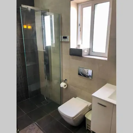 Kings Landing A Spacious House With Pool & Jacuzzi Lejlighed *